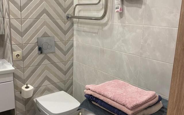 Svoy Lux Flat