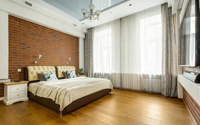 Квартира 4-комнатная Квартира на Васильевском Острове