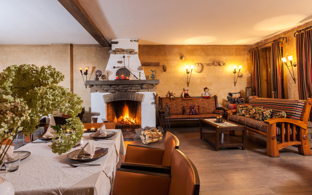 Shale Zaimki Boutique Hotel