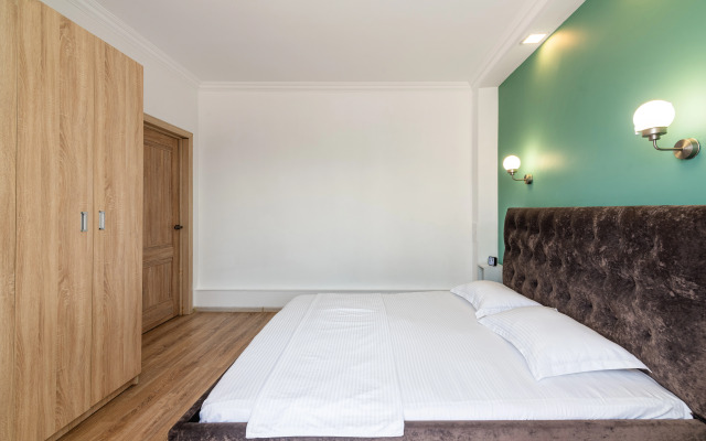 Prostota i Prostranstvo - 3-h Komnatnatnye v Minimalizme Apartment