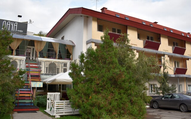 Zvezdnyij Hotel