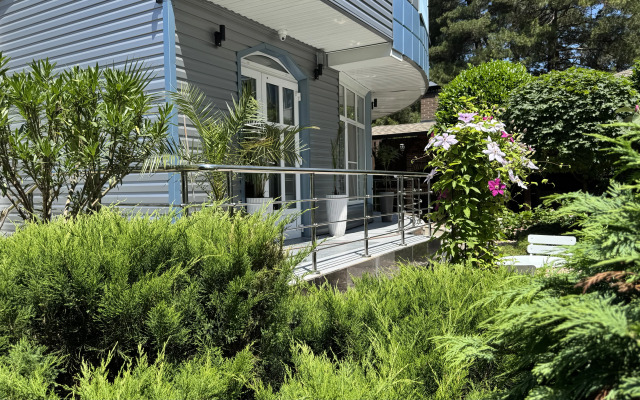 Апартаменты Flora&Komfort 3