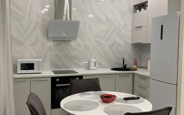 Апартаменты на Хмельницкого 10