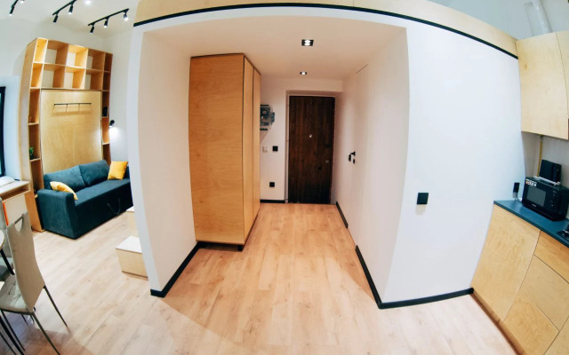 Квартира Дизайнерская с Отдельным Входом на Петроградке