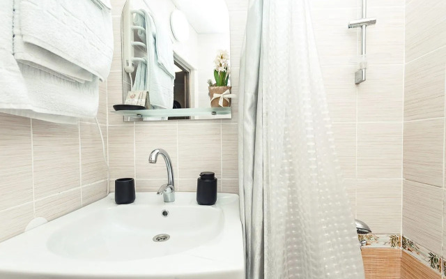 Na Chaykovskogo 6 Flat