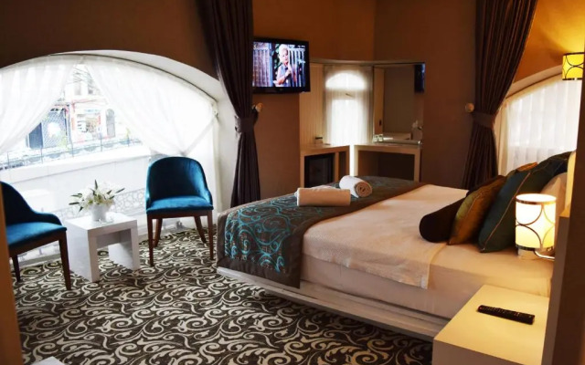 Taksim Line Hotel