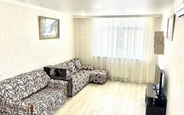 Na Gazovikov 73k3 Flat