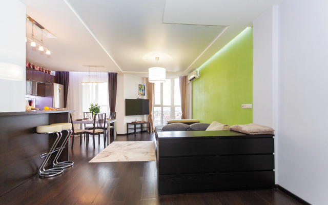 Квартира Большая Студия с Красивым Видом