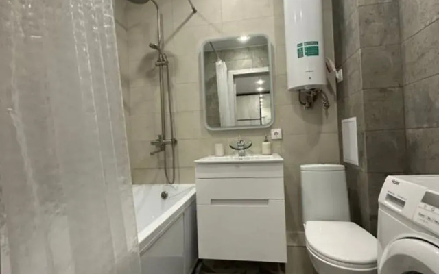 Na Artilleriyskoy 87 Flat