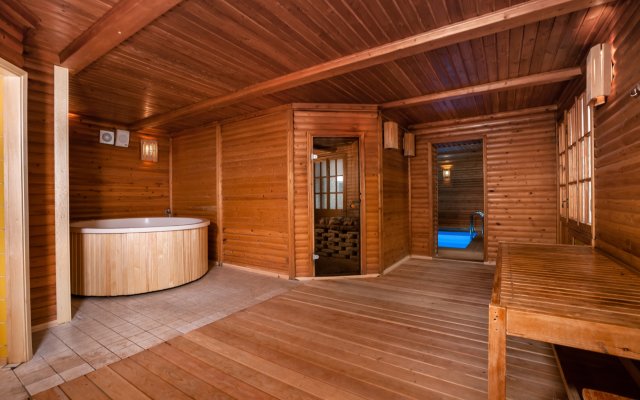 Gelios Hotel