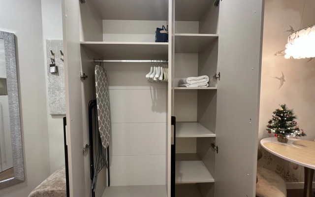 Квартира Эстетичная студия с панорамными окнами рядом с метро