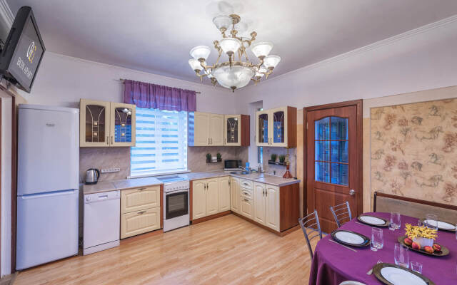 Bonapart Private home