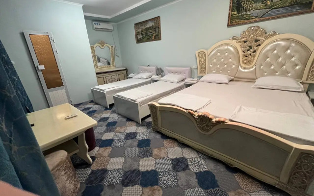Uncle Kolya Hotel