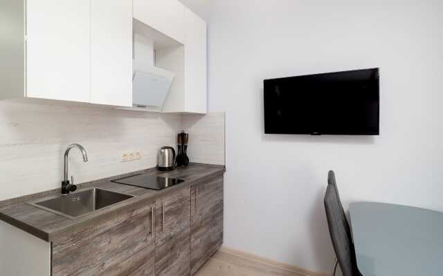 U Morya S Basseinom v ZhK Solnechnyij apt27 Apartment