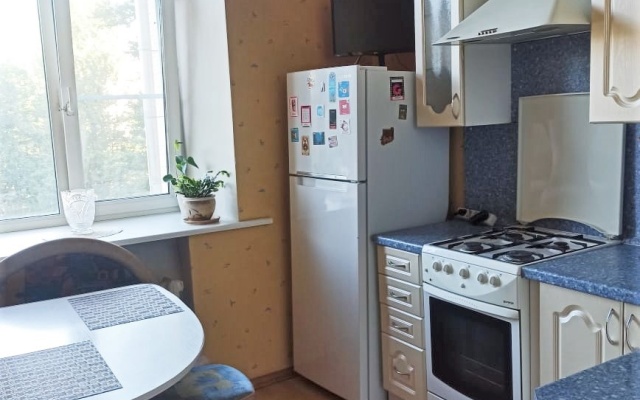 Tikhaya dvushka na Moskovskom Flat
