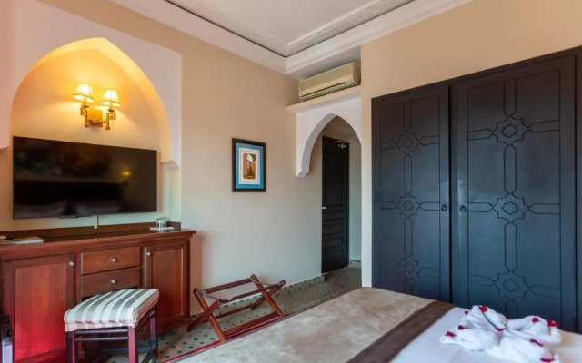 Le Caspien Boutique Hotel