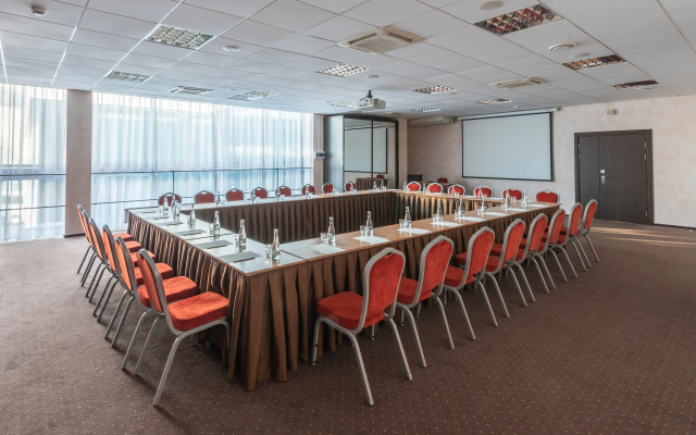 Cosmos Izhevsk Hotel