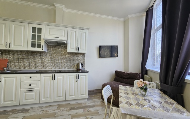 Апартаменты Уютная квартира в центре Сочи на Виноградной 2/3