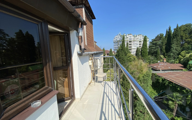 Апартаменты Двухуровненые 100м2 с Балконом и Видом на Море