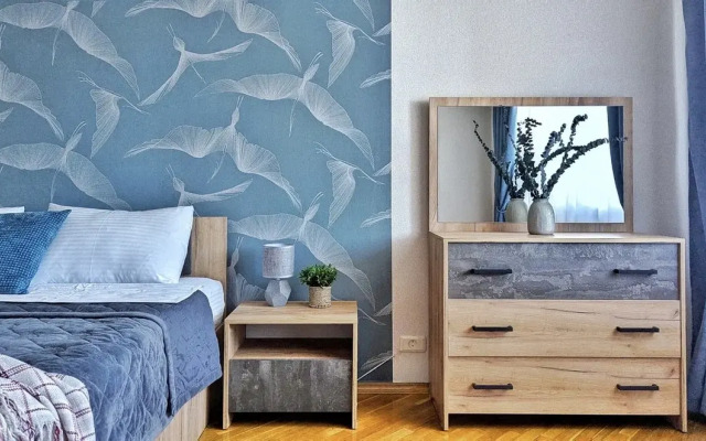 Bolshaya uyutnaya vozle parka flat