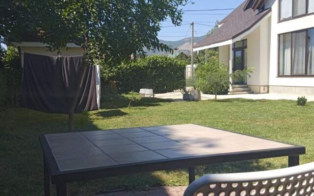 Laym Guest House