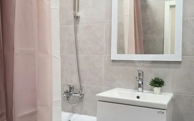 Апартаменты Яркая Атмосфера в Парке Победы