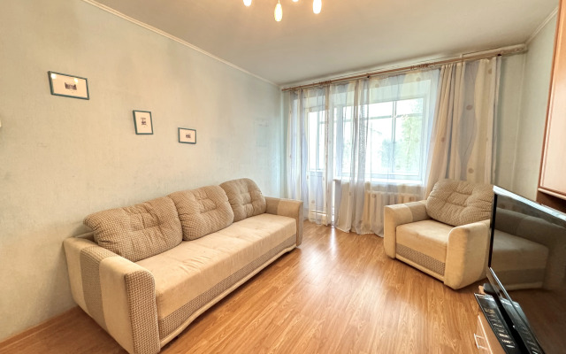 2-Komn Apartland  Lenina Metallurgov Mira Tsentr Flat
