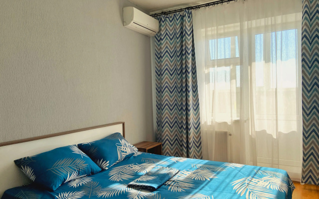 Квартира Вместительная у парка Галицкого от Комфорт и Точка