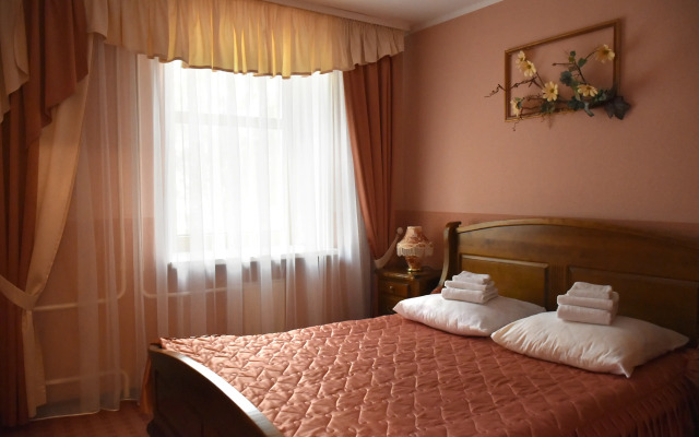 Отель Березка