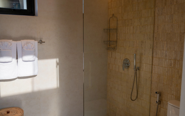 Апартаменты Двухуровневые с бассейном