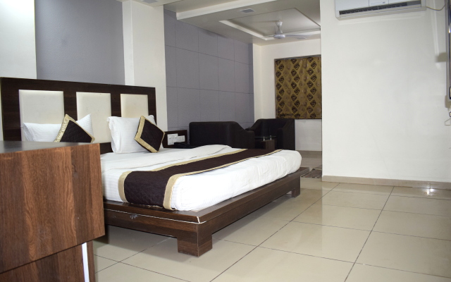 Krishna Inn Hotel