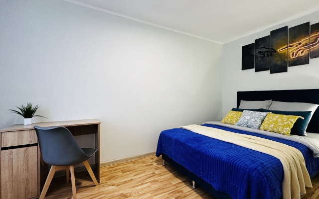 Apart Krysha Mira Na Krasnoarmeyskoy Flat