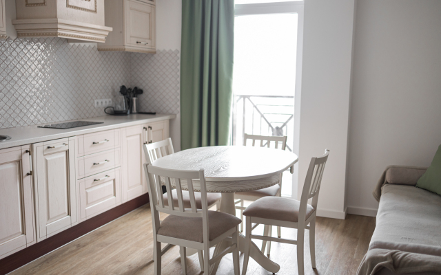 Apartment on the Heights 7