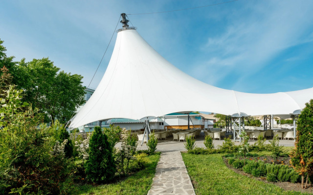 Lazurnyij Bereg Hotel