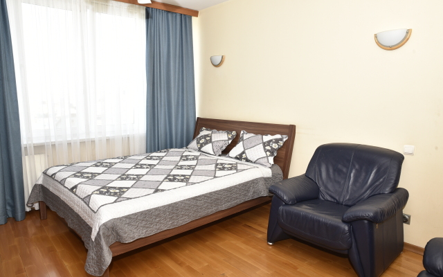 1-kom apartamenty na Mayakovskoy Flat