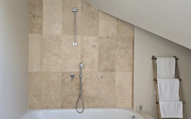 Mansarda S Vidom Na Verkhnee Ozero Flat