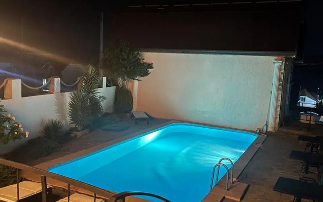 Mini hotel Avrora Khills