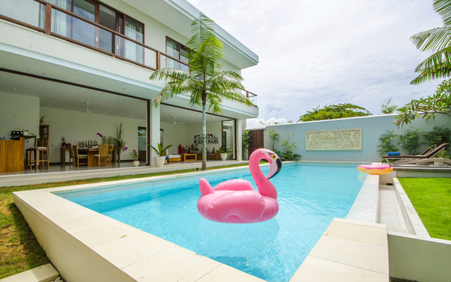 Trendy Villa with Private Pool