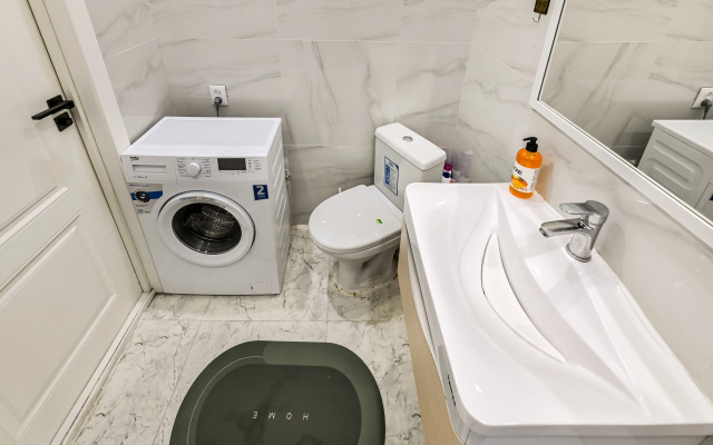Odnokomnatnaya Vozle Triumfal'noj Arki Mangilik El Apartments
