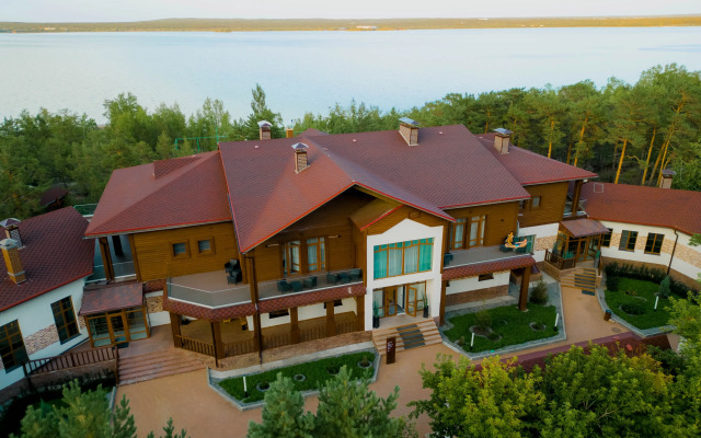 Dom U Ozera Boutique-hotel