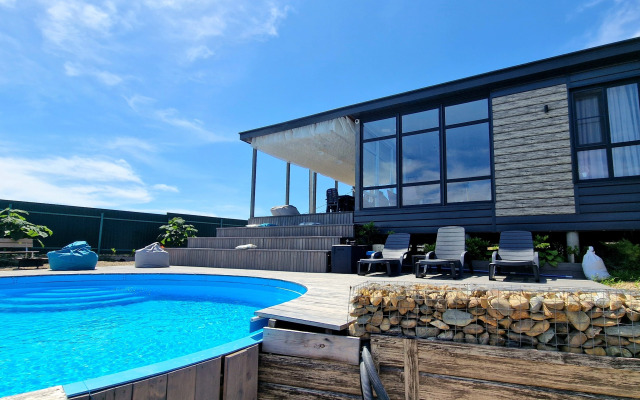 S  Territoriey I Basseynom Private house