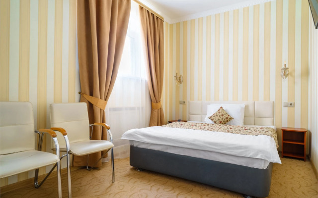 Gorki-10 Hotel