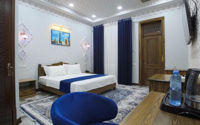 Paradise Plaza Luxury Hotel
