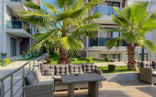 Апарт-отель Flower City Suits