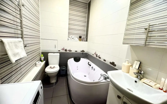 Buking39 U Muzeya Mirovogo Okeana Flat