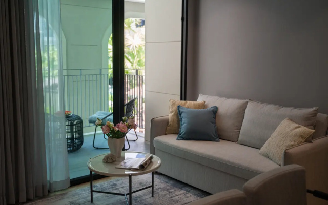 Квартира Luxury 2 bdr Title Legendary Bang Tao pool view