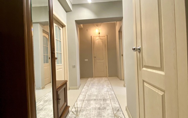 3-komnatnaya Na Valikhanova Flat