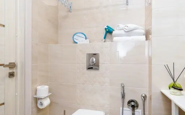 7 Krymskiy Mamayka Apartment