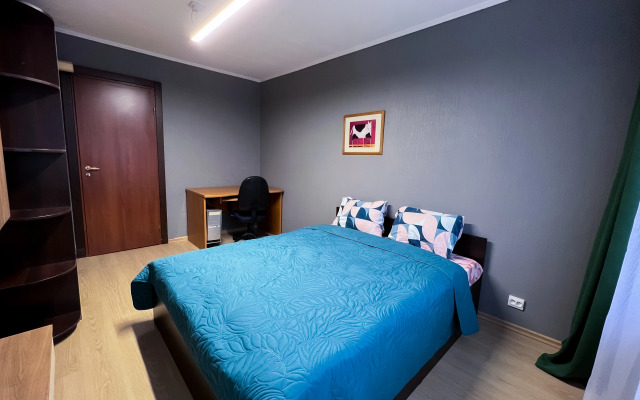 Квартира 3-комнатная на Беринга 10