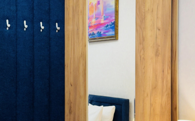 Garnet Mir Hotel